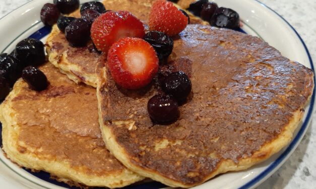 Gluten Free Oatmeal Cottage Cheese Pancakes