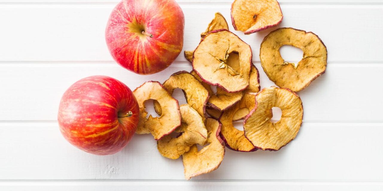 Are Dehydrated Apples Still Healthy? What Happens to Their Nutrients?